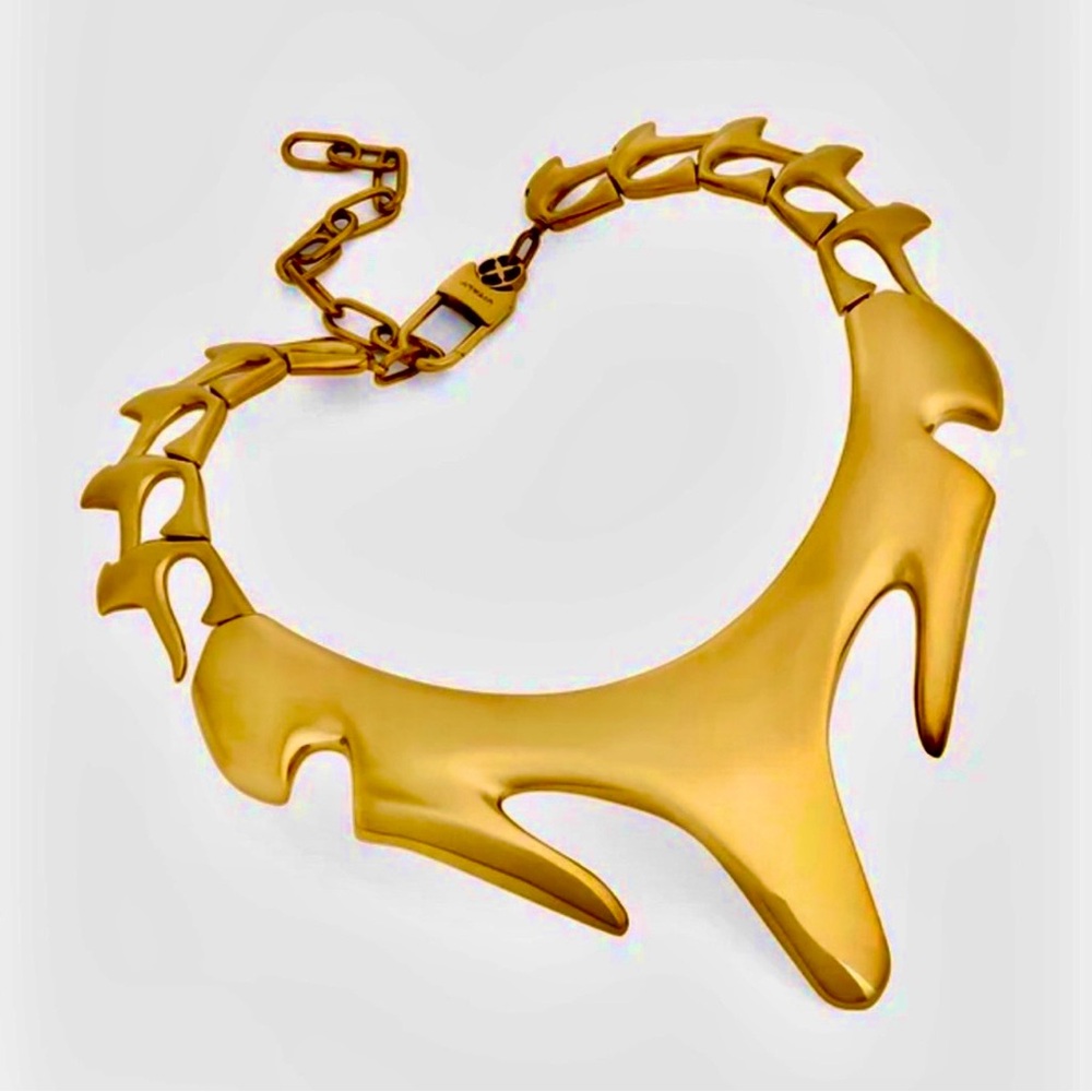 Bold Gold Necklace stainless steel. Lifetime warranty. In box with duster.